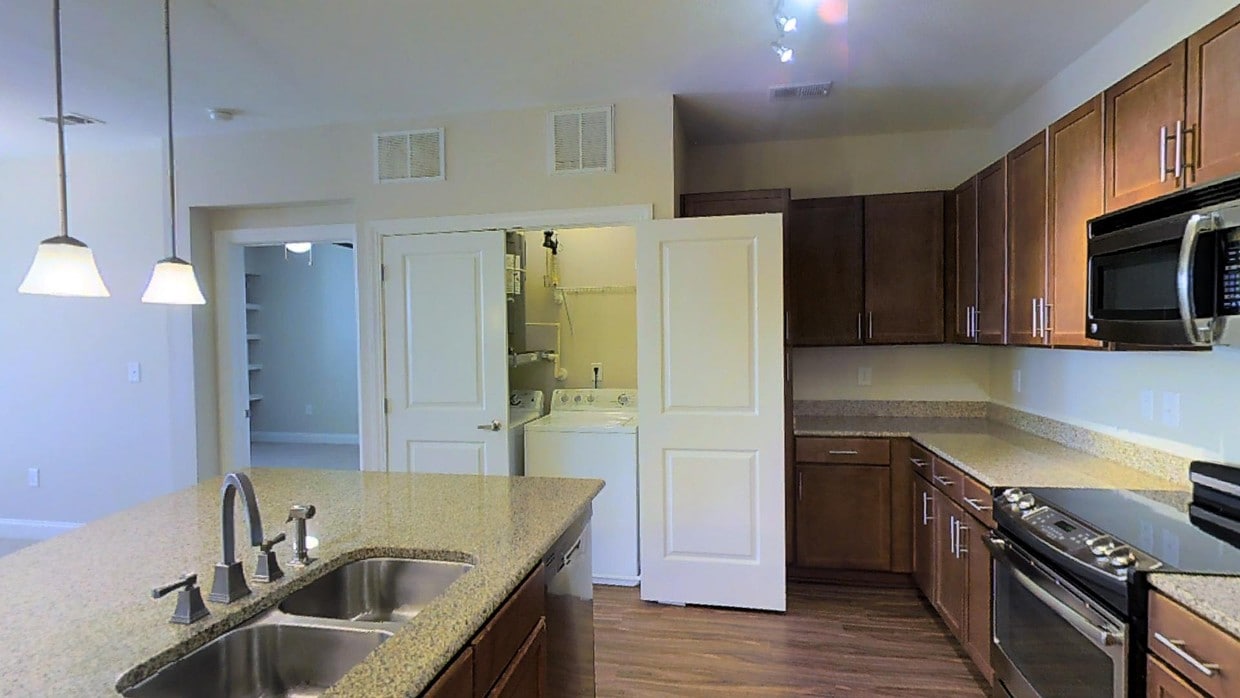 Photo - The Greens at Centennial Campus Apartments