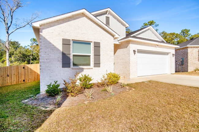 Building Photo - Spacious 4 bed cul-de-sac home in Bellview