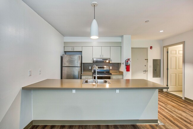 Foto del edificio - Village Apartments of the Jewish Federation