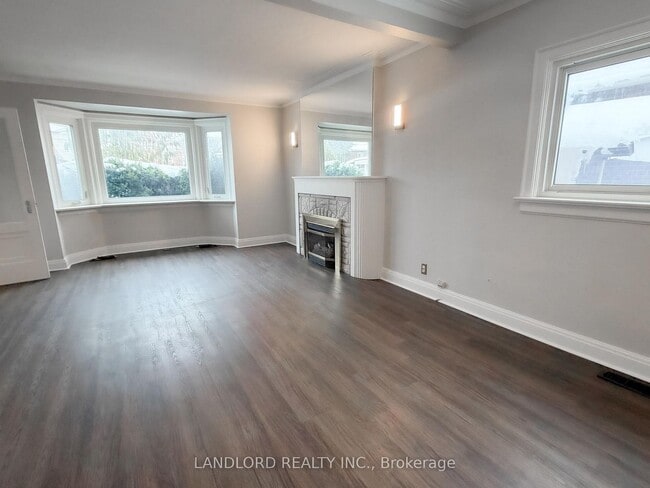 Photo du bâtiment - 3 Davies Crescent