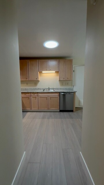 Building Photo - 1599 Merritt Dr