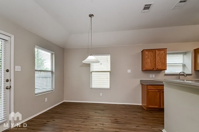 Building Photo - 1819 Sea Gull Dr