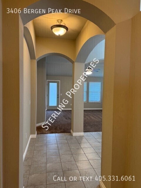 Building Photo - 3406 Bergen Peak Dr