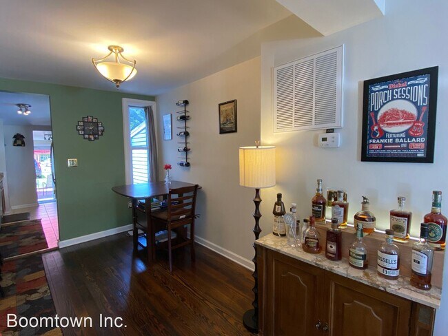 Foto del edificio - 2 br, 1.5 bath House - 119 Water Street