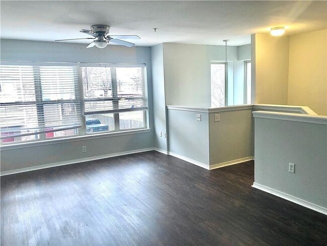 Building Photo - 2 Bedroom 2.5 Bathroom Home Coming Soon 8/...