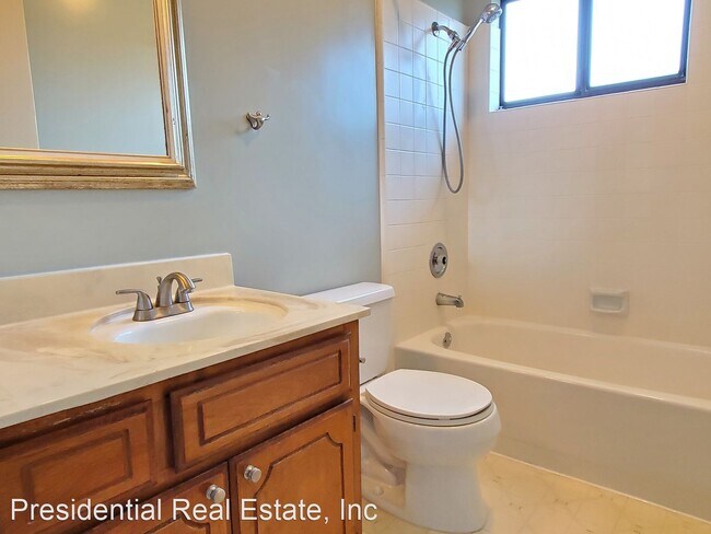 Building Photo - 3 br, 2.5 bath House - 12159 Atrium Dr