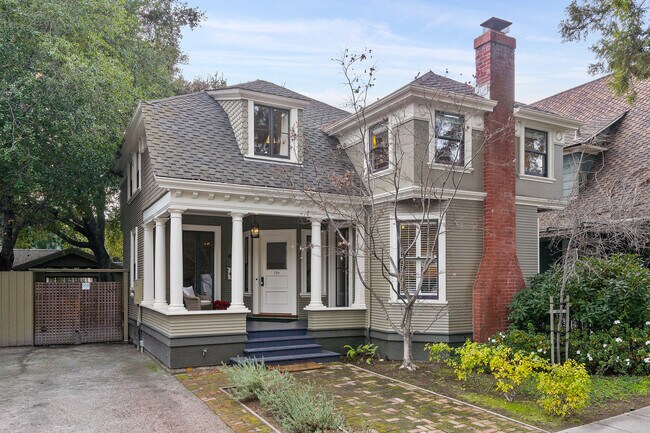 Building Photo - 730 Bryant St