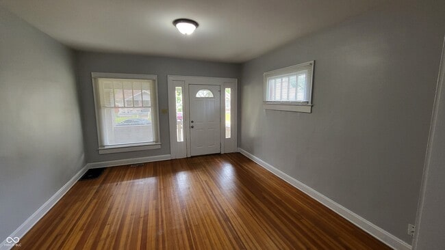 Foto del edificio - 5216 E Walnut St