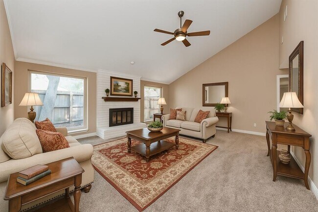 Foto del edificio - 11923 Briar Forest Dr