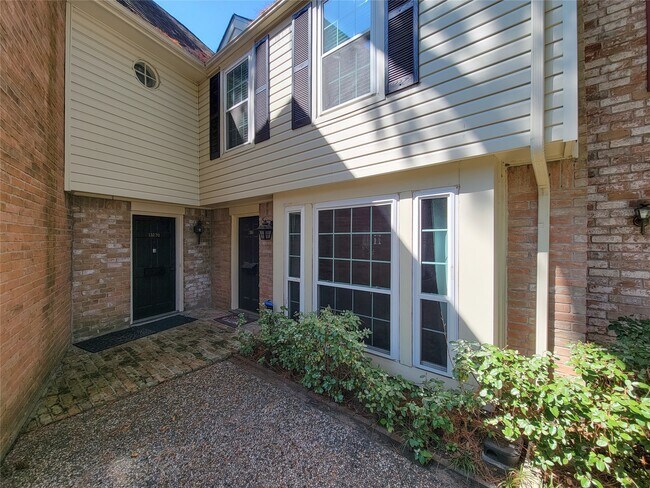 Foto del edificio - 13168 Trail Hollow Dr