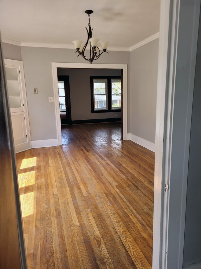 Dining Room - 3425 W 130th St
