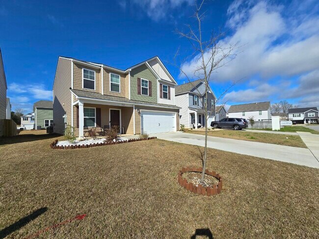 Building Photo - 1762 Camazay Dr