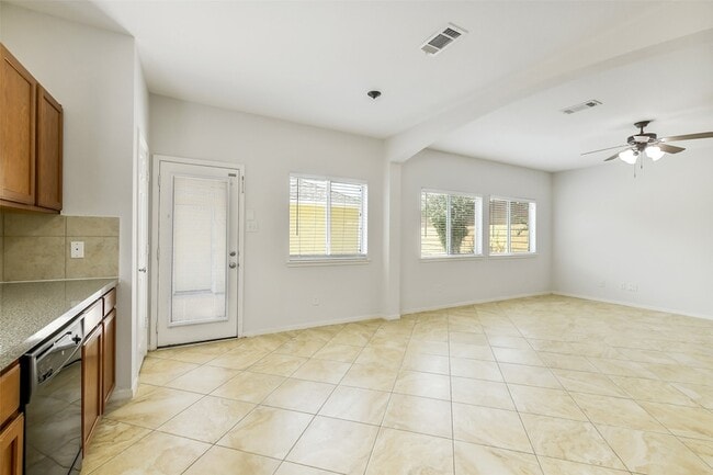 Building Photo - 20614 Sycamore Crest Ln