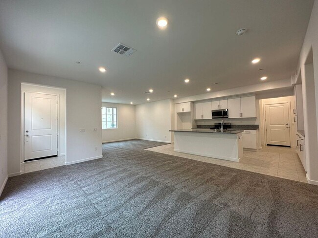 Foto del edificio - 3bedroom home for lease in Hacienda Heights