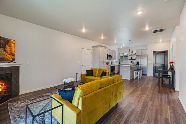Building Photo - 1432 Mordyl Loop