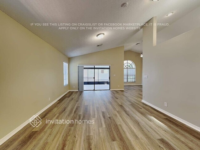 Foto del edificio - 12450 Sand Wedge Dr