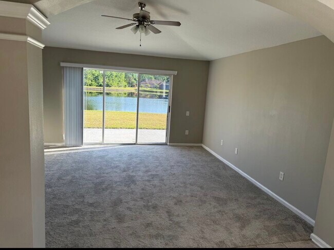 Foto del edificio - 31115 Hannigan Pl