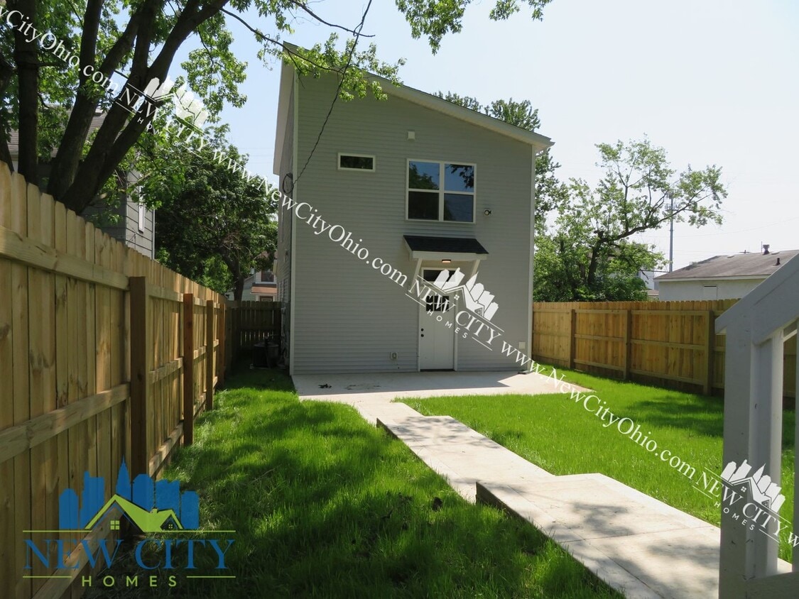 Foto del edificio - 2025 YEAR END SPECIAL! No App Fee! Newly Built 3 Bedroom 2.5 Bathroom Franklinton Home!