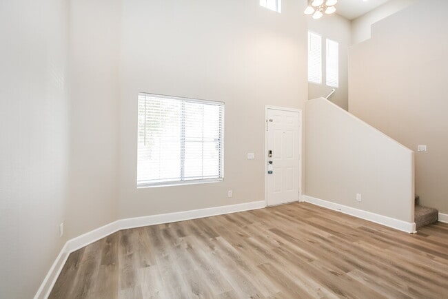 Building Photo - 5309 Las Cruces Heights St