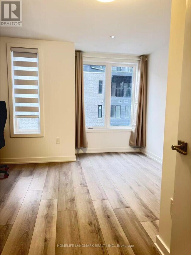 Photo du bâtiment - 10 Calamint Ln.