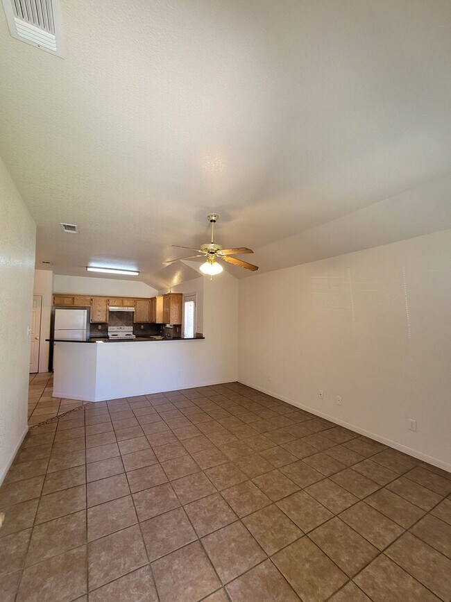 Foto del edificio - 3601 Dustin Ct