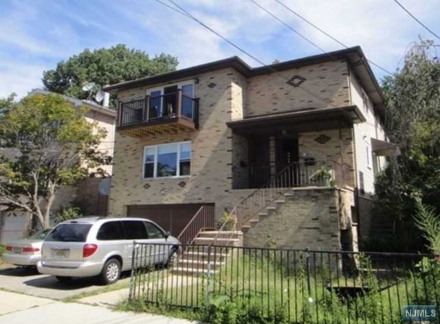 Primary Photo - 29 Marion Ave