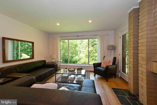Building Photo - 11635 Hunters Green Ct