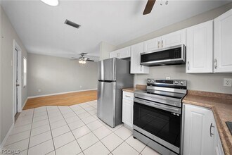 Building Photo - 4339 Mariner Rd