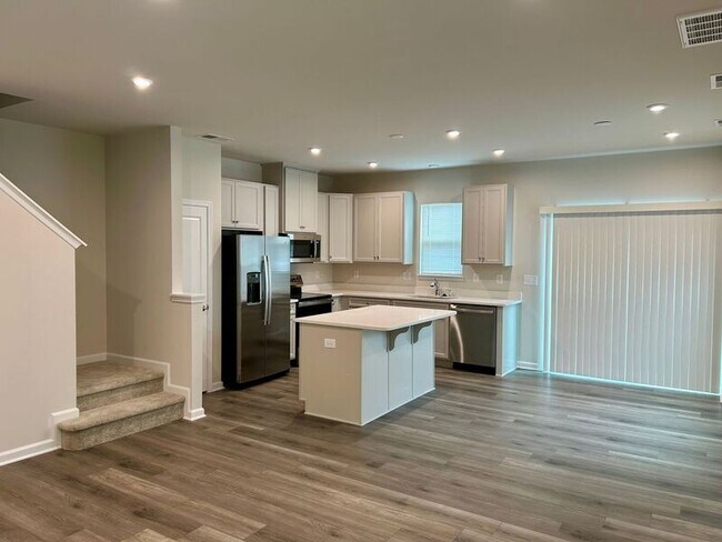 Building Photo - 821 Taylor Green Way