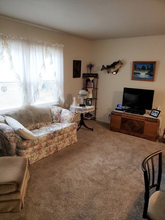 Foto del edificio - 2710 Colonial Dr