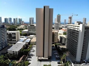 Building Photo - 775 Kinalau Pl