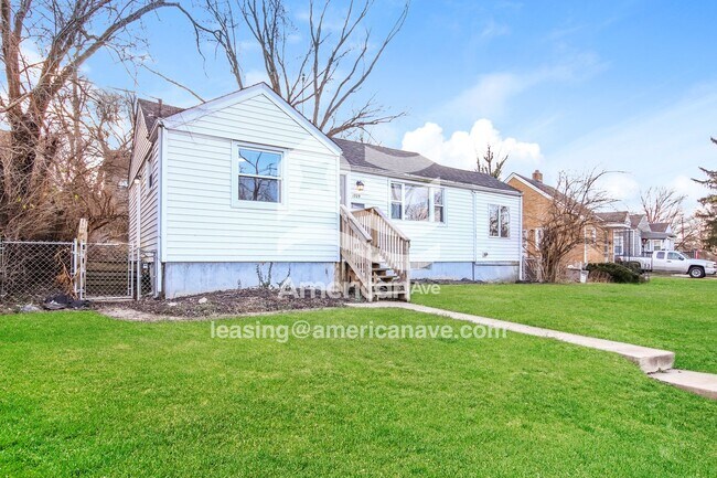 Foto del edificio - 1709 Campbell Dr