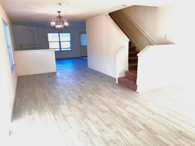 Foto del edificio - 10219 Sugarbridge Trail