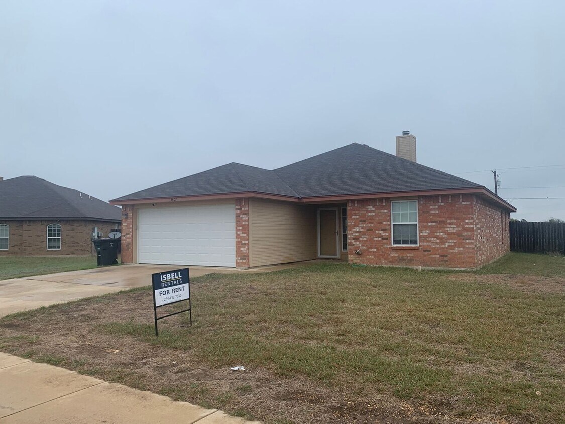 NEW IN MANAGEMENT AVAILABLE NOW! House Rental in Killeen, TX