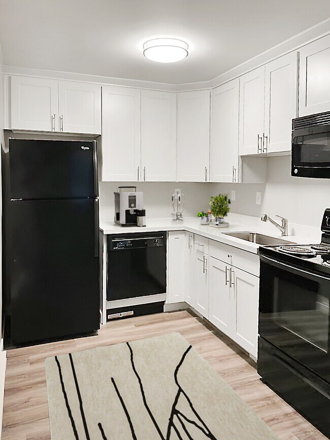 Brierwood Apartments 12022 NE 8th St Bellevue, WA