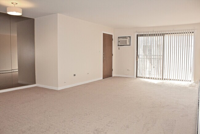 Building Photo - 5351 N Delphia Ave