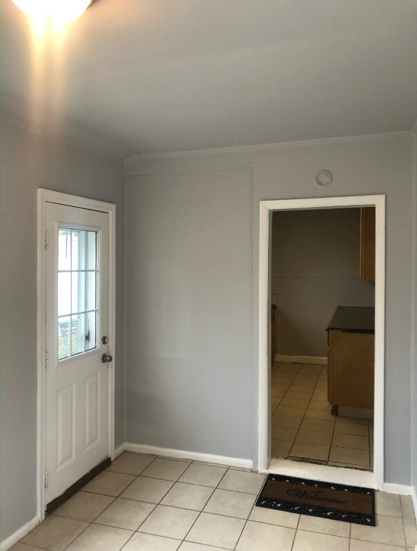 Building Photo - 3819 Woodlea Ave