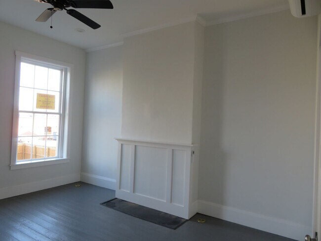 Building Photo - 217 Henry Street