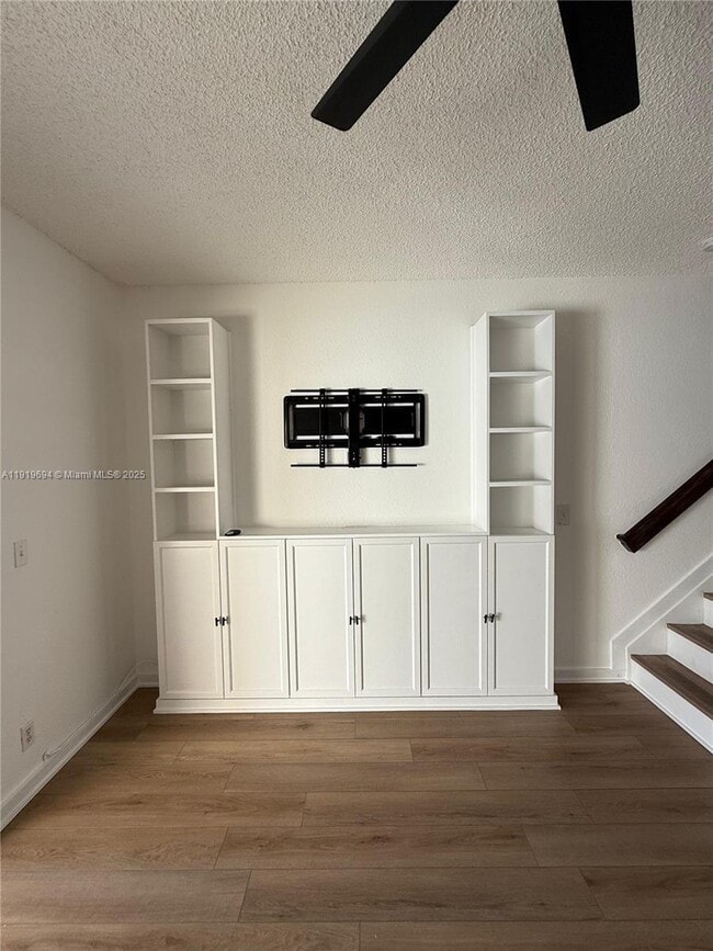 Foto del edificio - 3192 SW 50th St