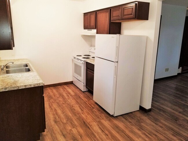 Foto del edificio - $200 OFF 1st Month! Updated 2 Bed, 1 Bath Townhouse next to NAU!! Students & Sm. Pets OK !! Avail...
