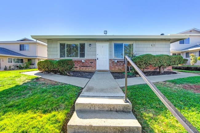 Building Photo - 11650 Garnet Way