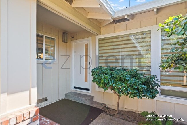 Foto del edificio - 2262 Sharon Rd