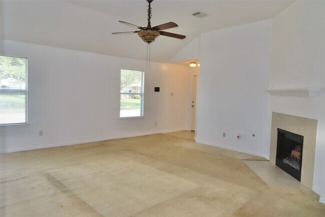 Foto del edificio - 6731 Wellington Meadows Dr