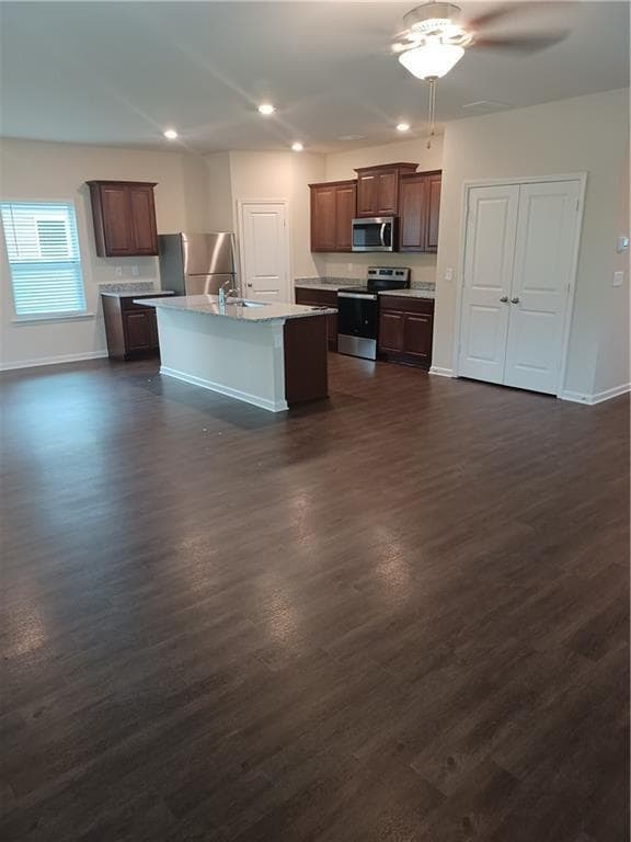 Building Photo - 174 Innis Brk Cir