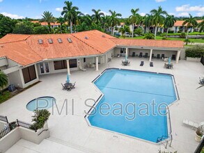 Building Photo - 1543 Lake Crystal Dr