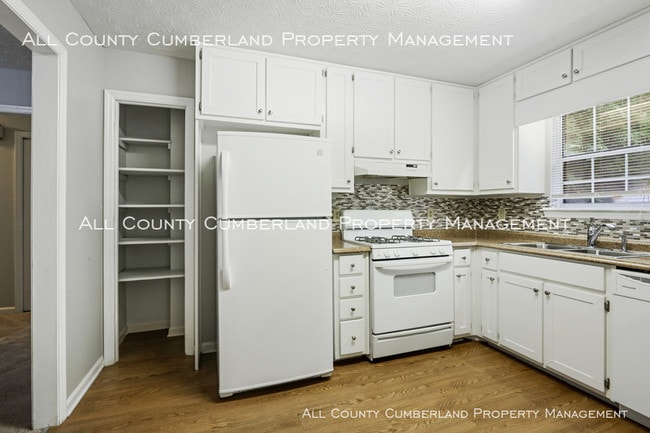 Building Photo - CHARMING 2b/2ba DUPLEX IN COLLEGE PARK!!