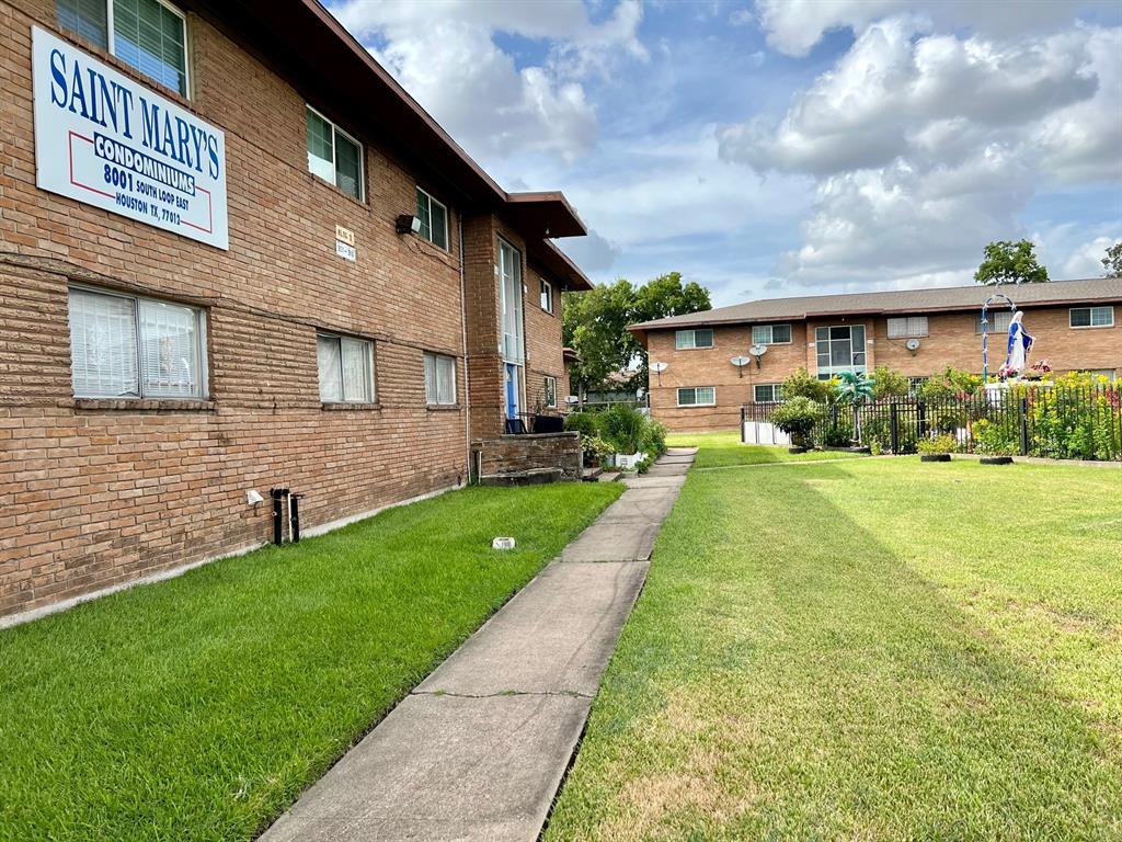 Primary Photo - 8001 S Loop E