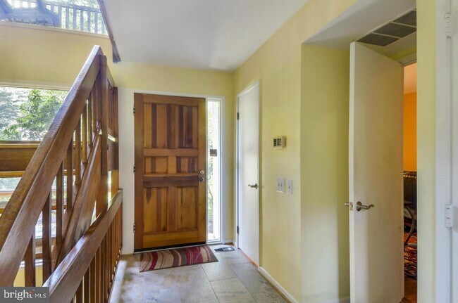 Building Photo - 7020 Barkwater Ct