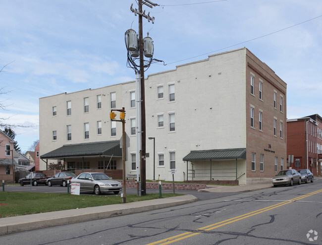 Foto del edificio - Freeland Senior Apartments