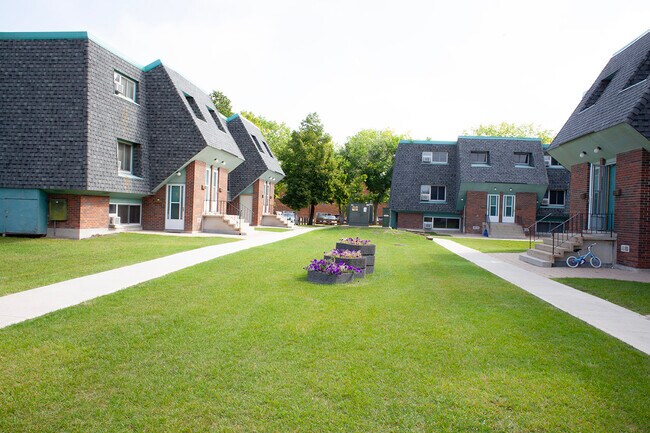 Espace cour - 88 Southpark Drive